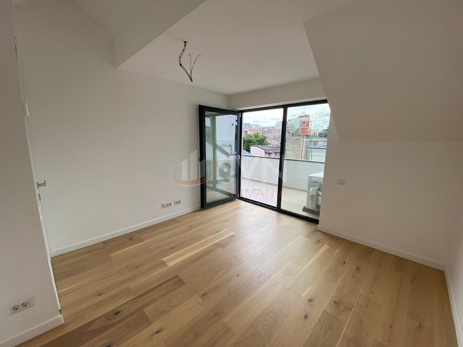 Apartament, 3 camere Bucuresti/Piata Unirii (s3)