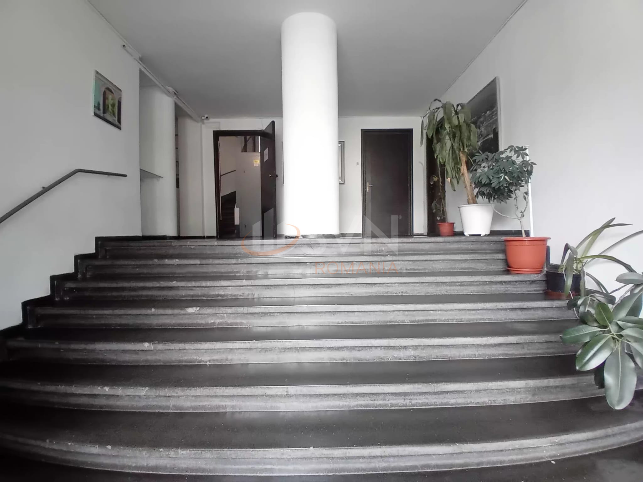 Apartament, 3 camere Bucuresti/Piata Romana