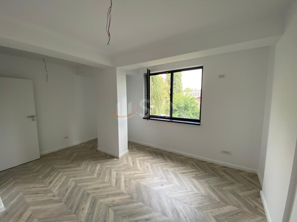 Apartament, 3 camere Bucuresti/Titan