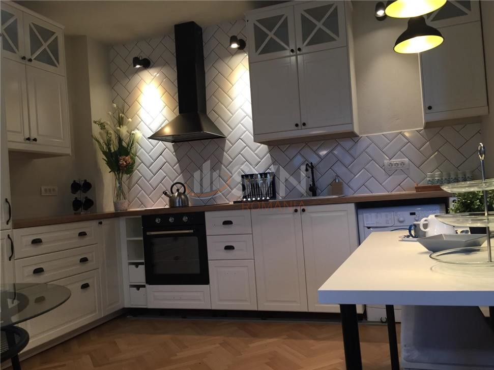 Apartament, 3 camere Bucuresti/Natiunile Unite