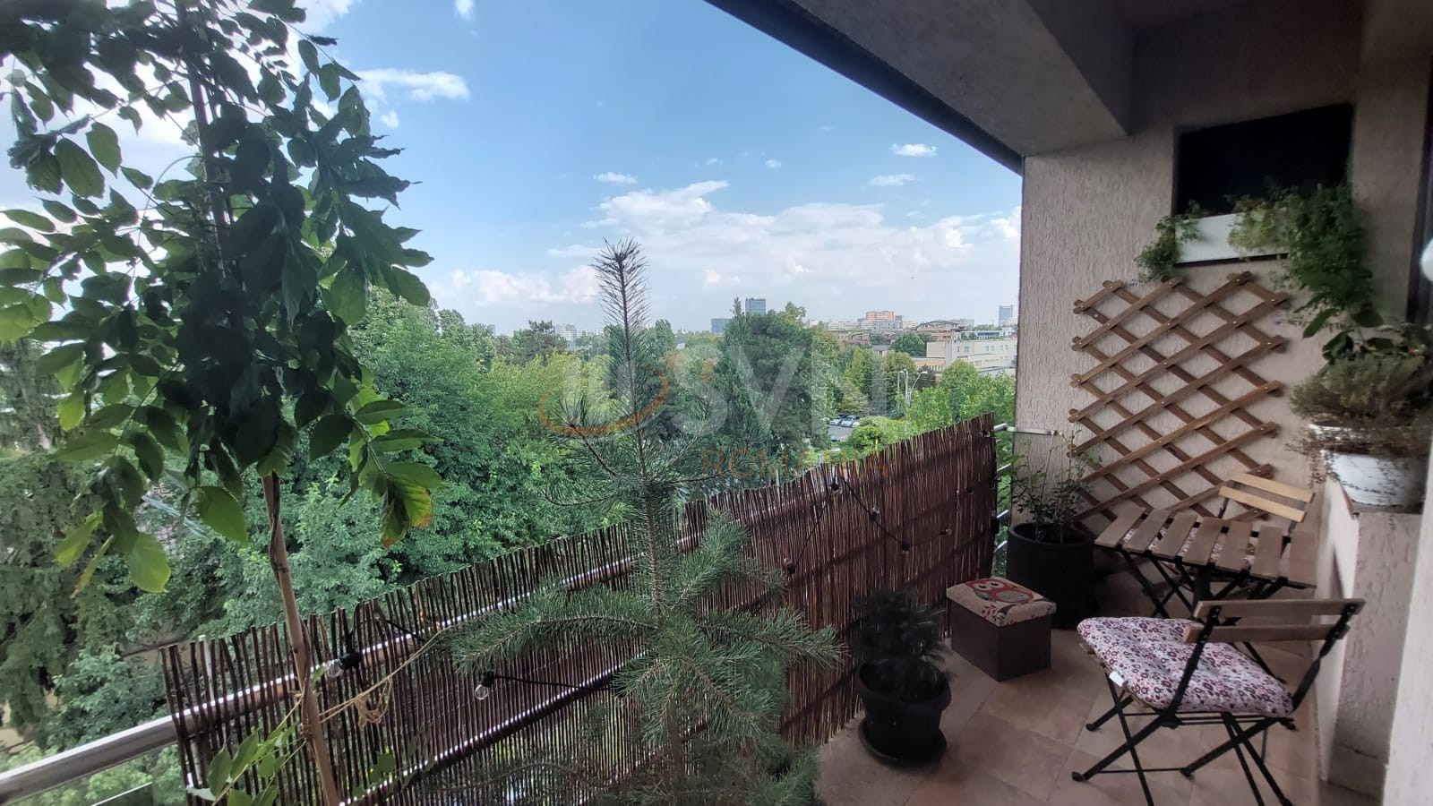 Apartament, 3 camere Bucuresti/Damaroaia