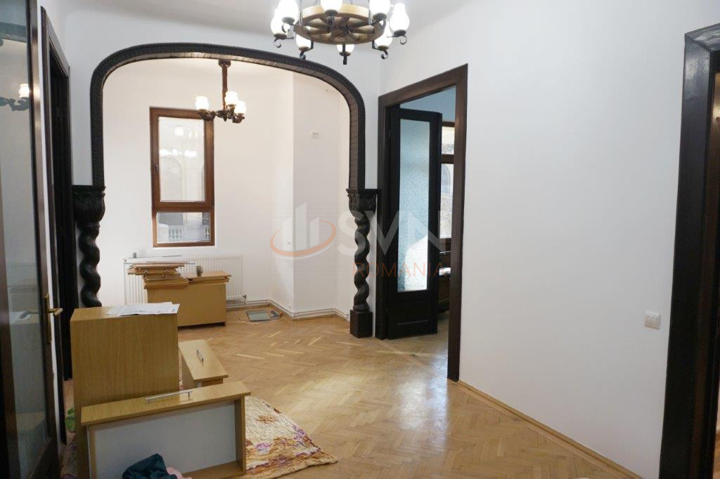 Apartament, 3 camere Bucuresti/Calea Victoriei