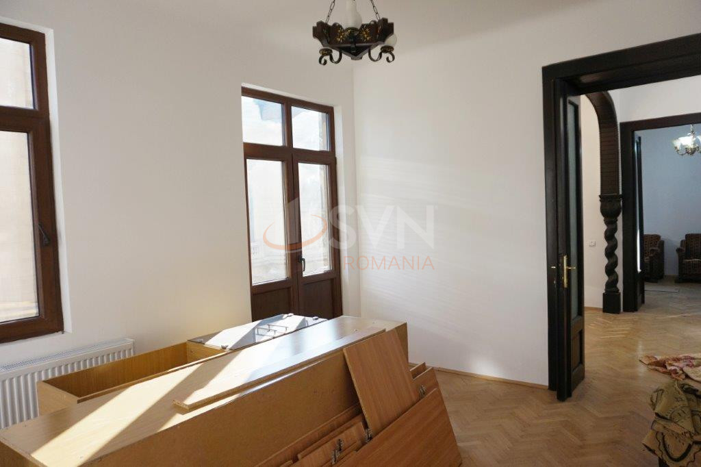 Apartament, 3 camere Bucuresti/Calea Victoriei