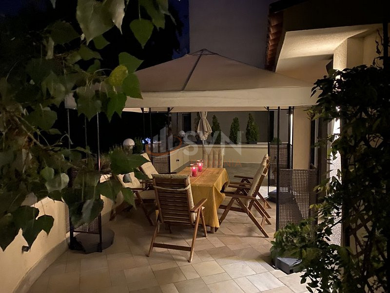 Apartament, 3 camere Bucuresti/Primaverii