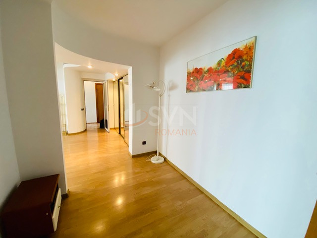 Apartament, 3 camere Bucuresti/Chisinau