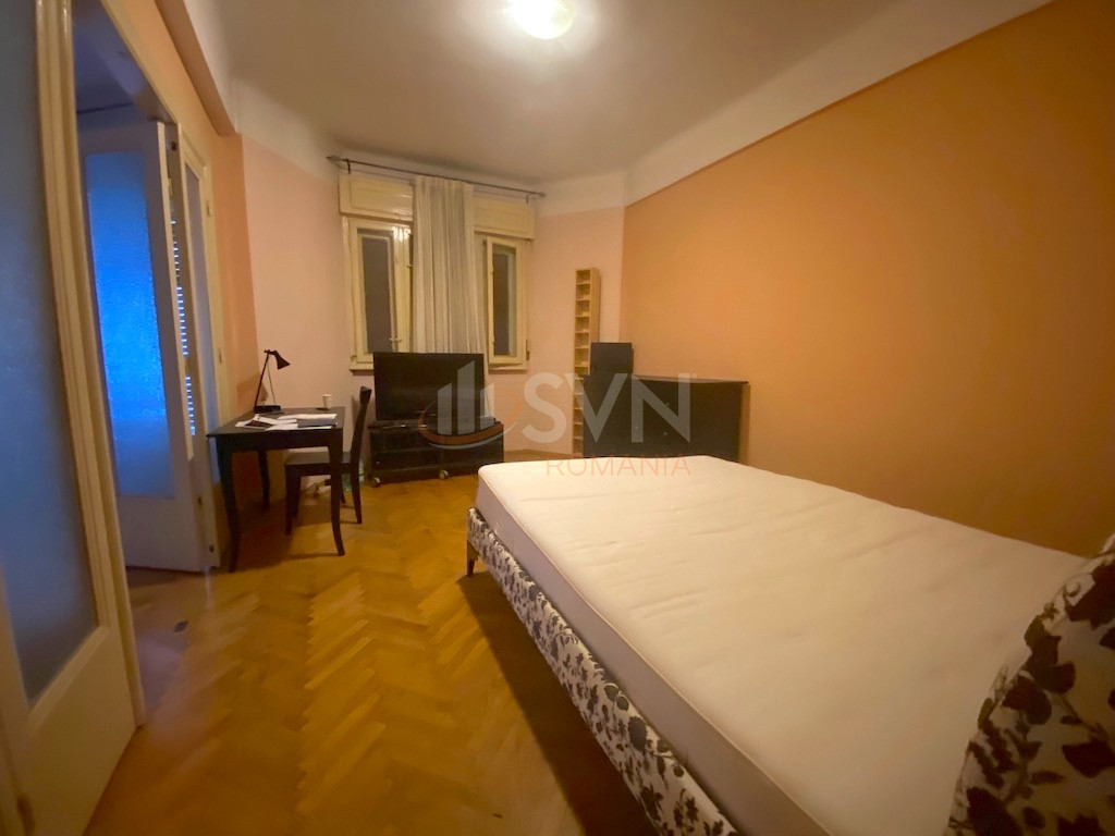 Apartament, 3 camere Bucuresti/Calea Victoriei
