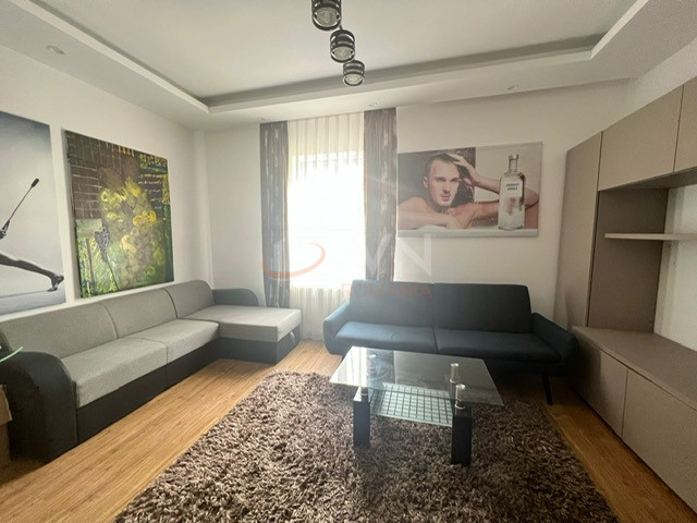 Apartament, 3 camere Cluj/Andrei Muresanu