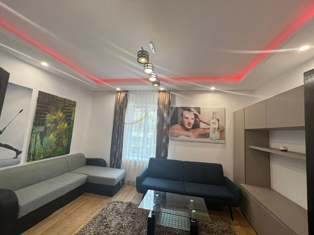 Apartament, 3 camere Cluj/Andrei Muresanu