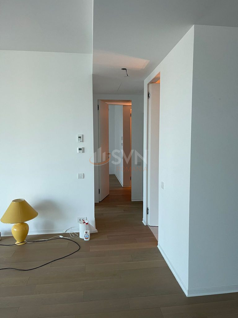 Apartament, 3 camere Bucuresti/Primaverii