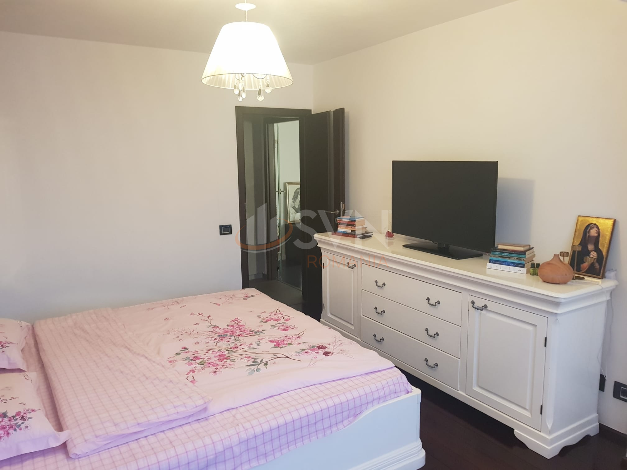 Apartament, 3 camere Bucuresti/1 Mai