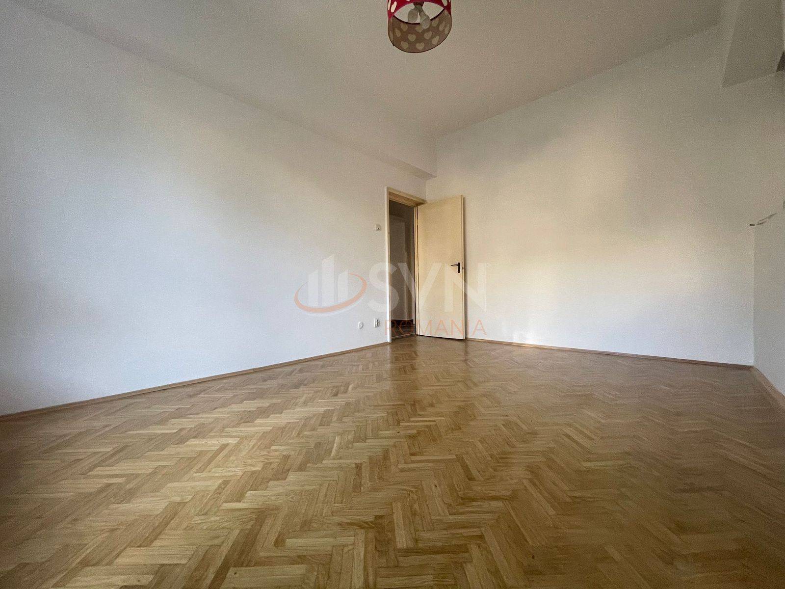 Apartament, 3 camere Bucuresti/Piata Romana