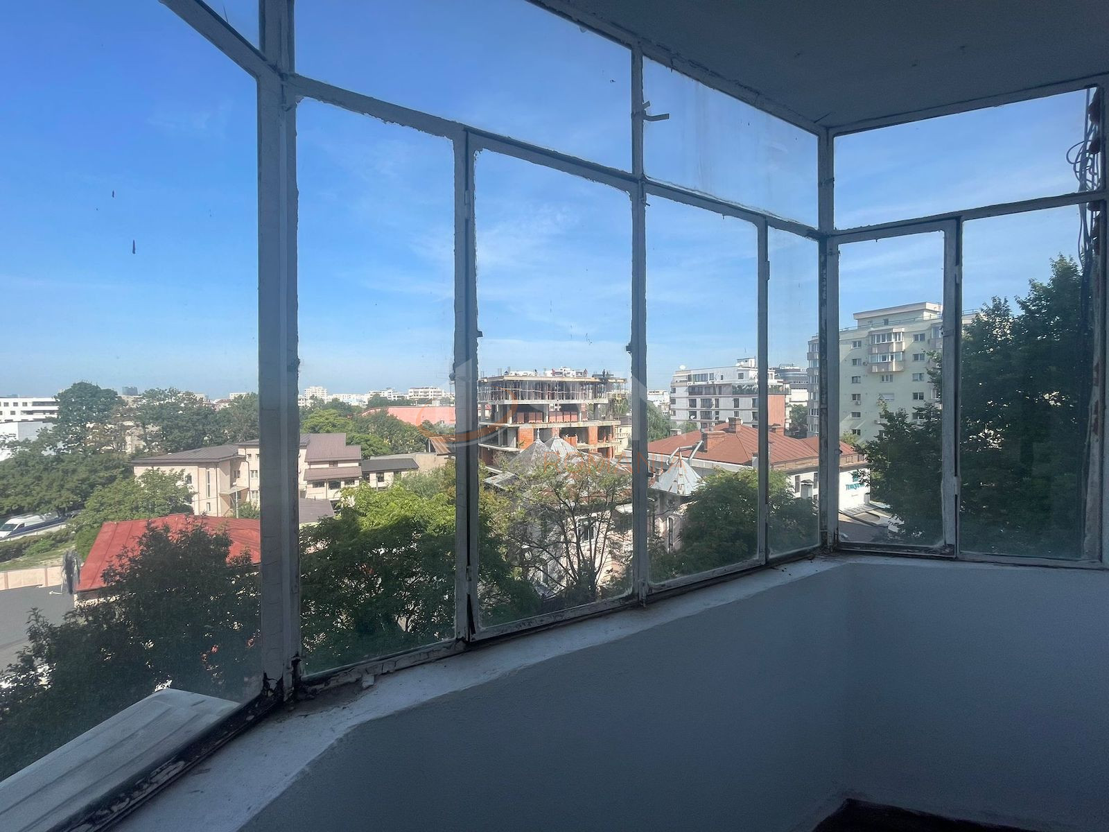 Apartament, 3 camere Bucuresti/Decebal