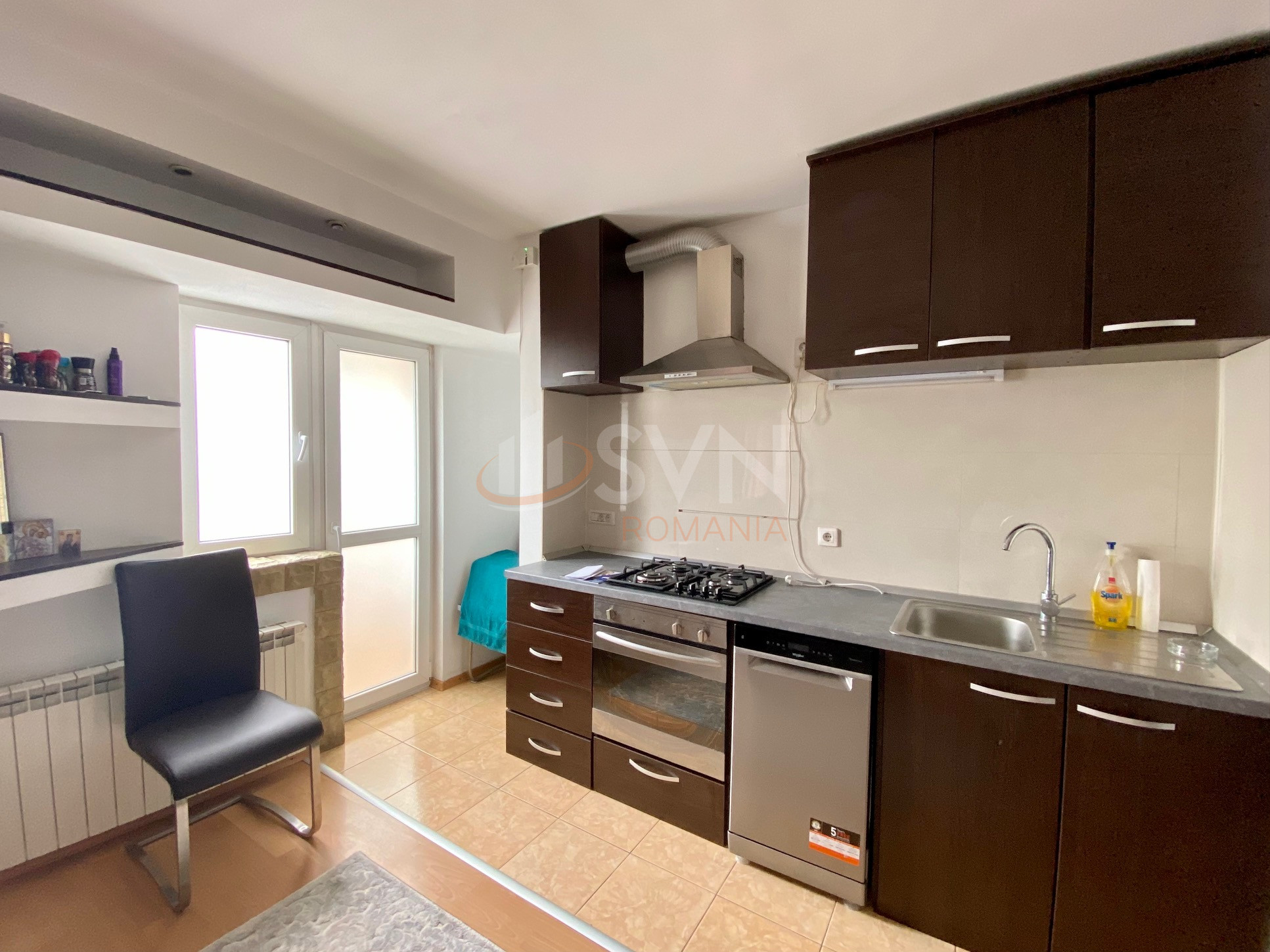 Apartament, 3 camere Bucuresti/Calea Calarasilor