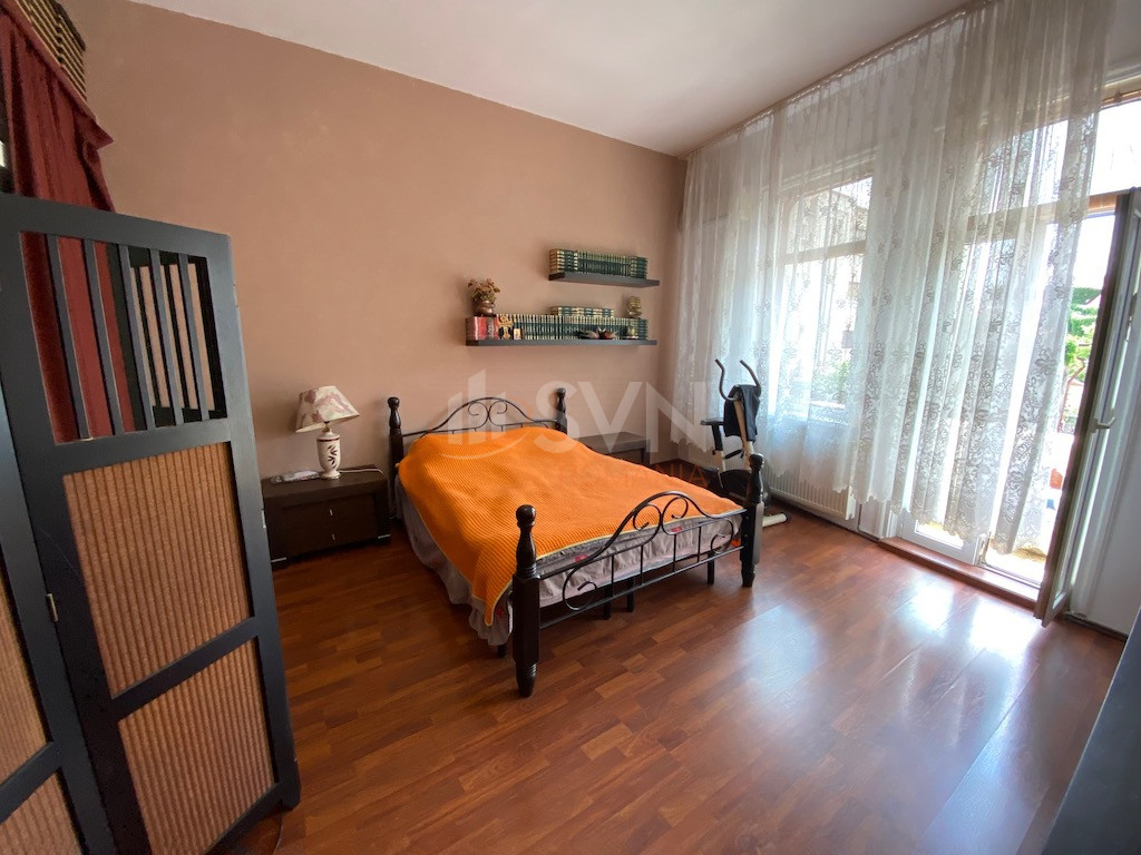 Apartament, 3 camere Bucuresti/Piata Victoriei