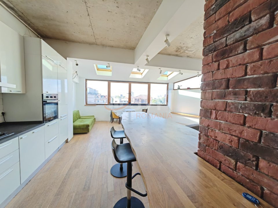 Apartament, 3 camere Bucuresti/Dacia