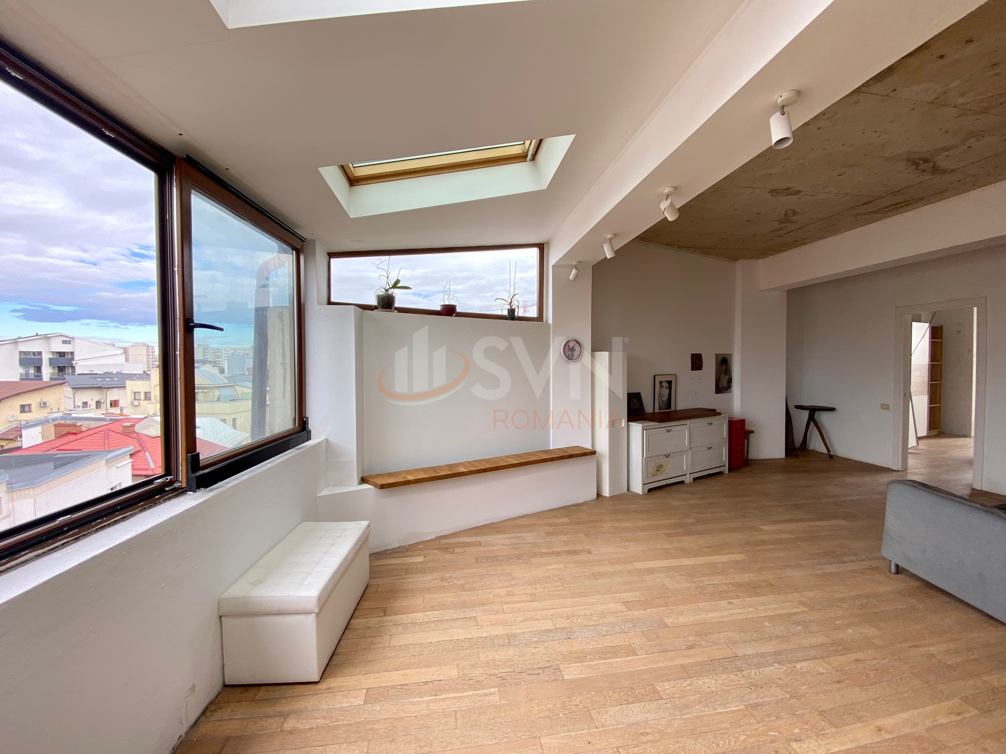 Apartament, 3 camere Bucuresti/Dacia