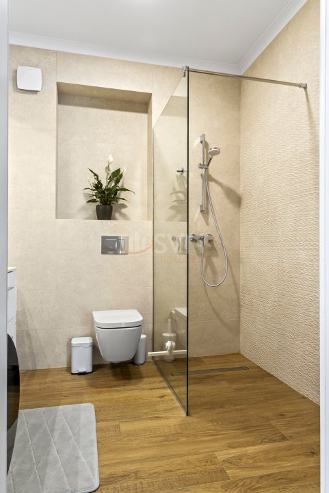 Apartament, 3 camere Bucuresti/Piata Victoriei