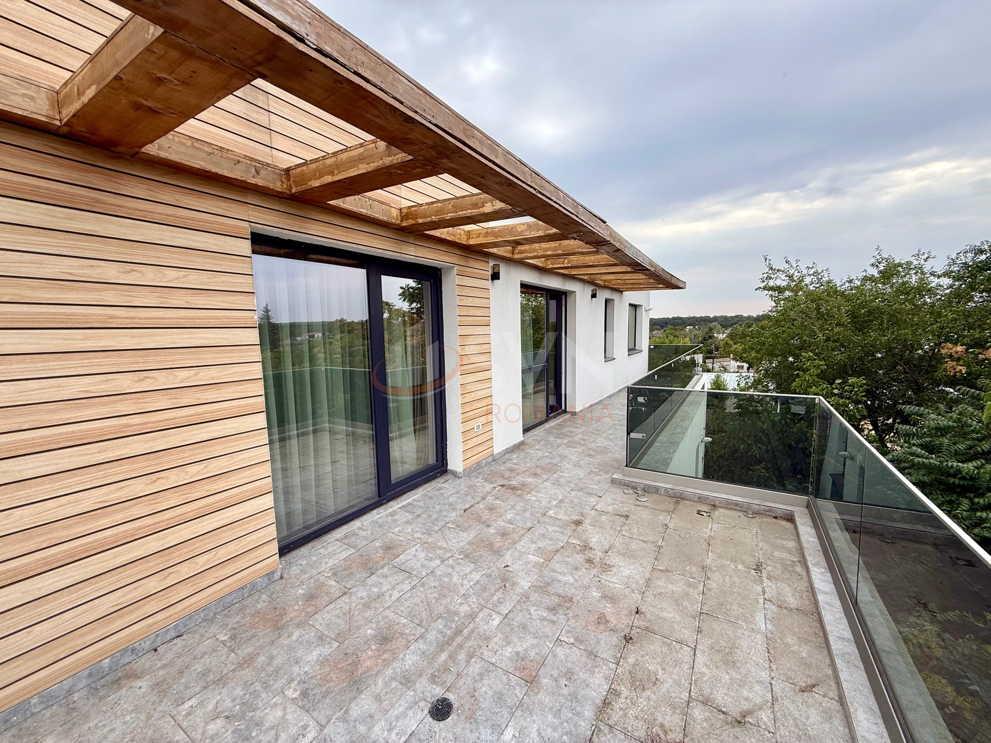 Apartament, 3 camere Bucuresti/Straulesti