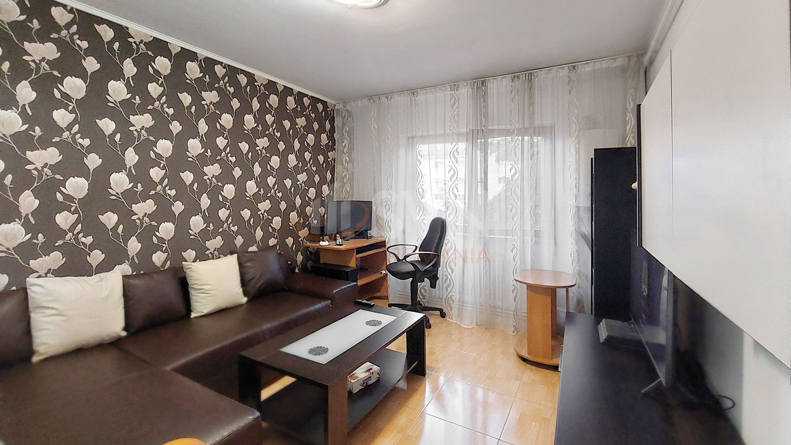Apartament, 3 camere Brasov/Tractorul