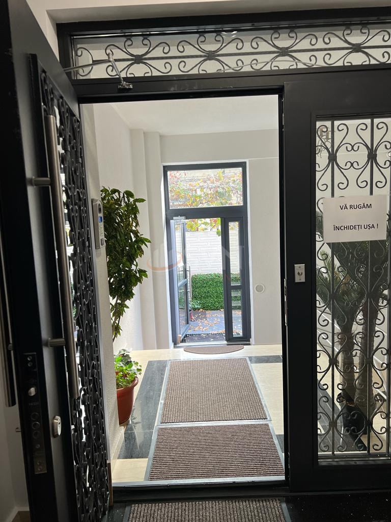 Apartament, 3 camere Bucuresti/Domenii