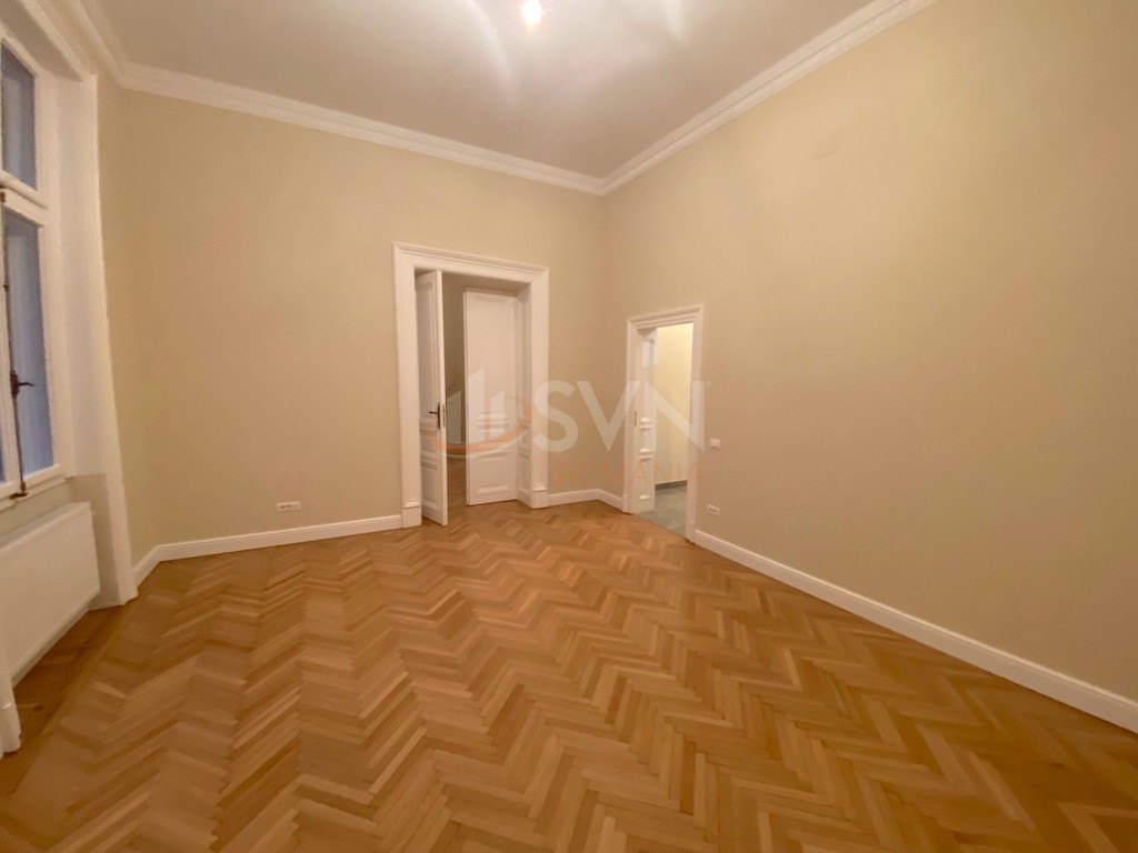Apartament, 3 camere Bucuresti/Piata Victoriei