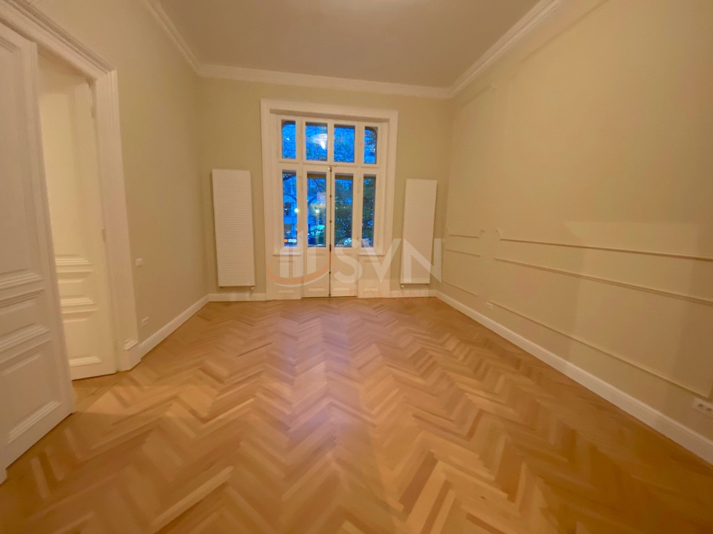 Apartament, 3 camere Bucuresti/Piata Victoriei