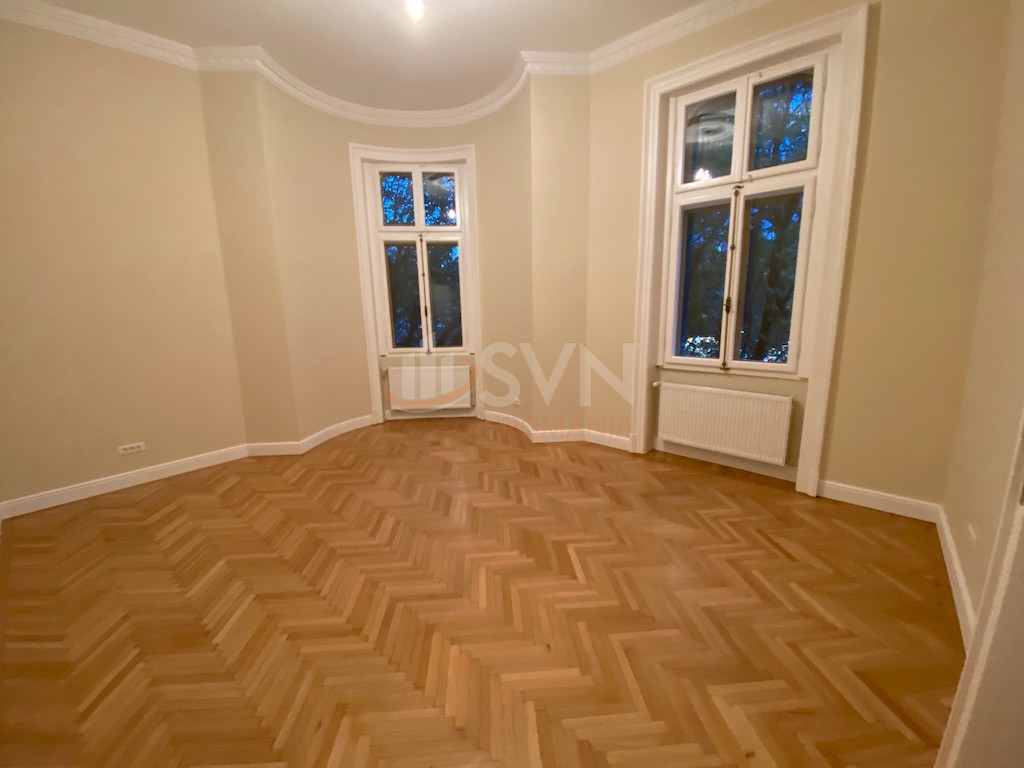Apartament, 3 camere Bucuresti/Piata Victoriei