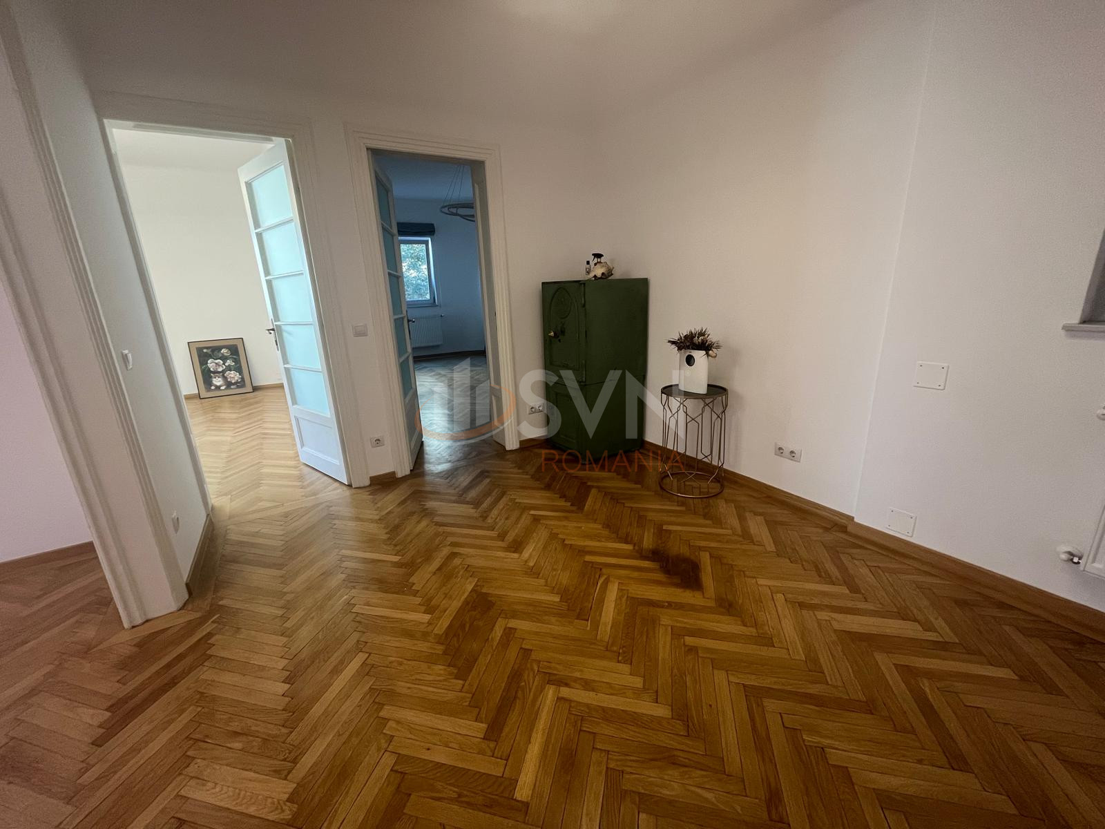 Apartament, 3 camere Bucuresti/Universitate (s1)