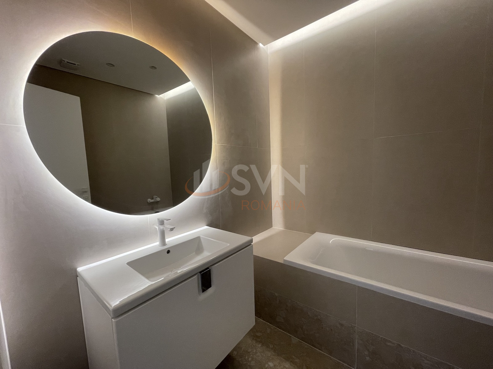 Apartament, 3 camere Bucuresti/Sisesti