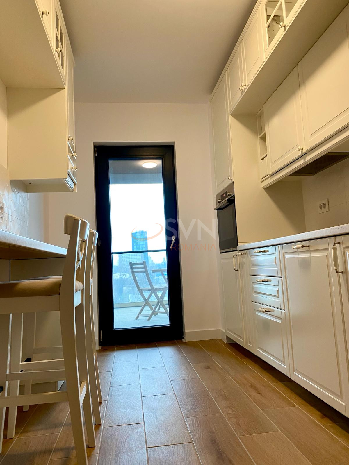 Apartament, 3 camere Bucuresti/Piata Presei Libere