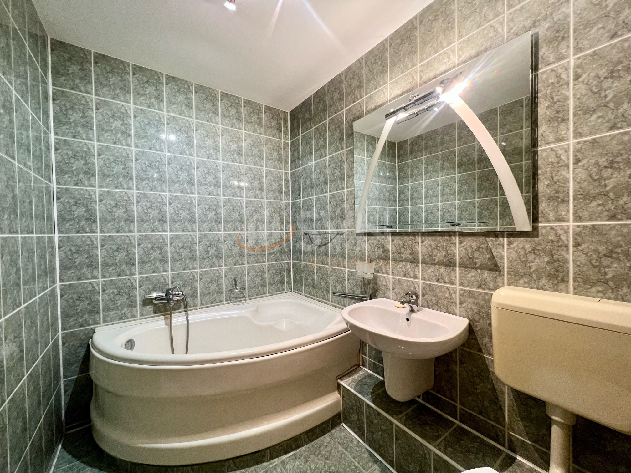 Apartament, 3 camere Bucuresti/Aviatiei