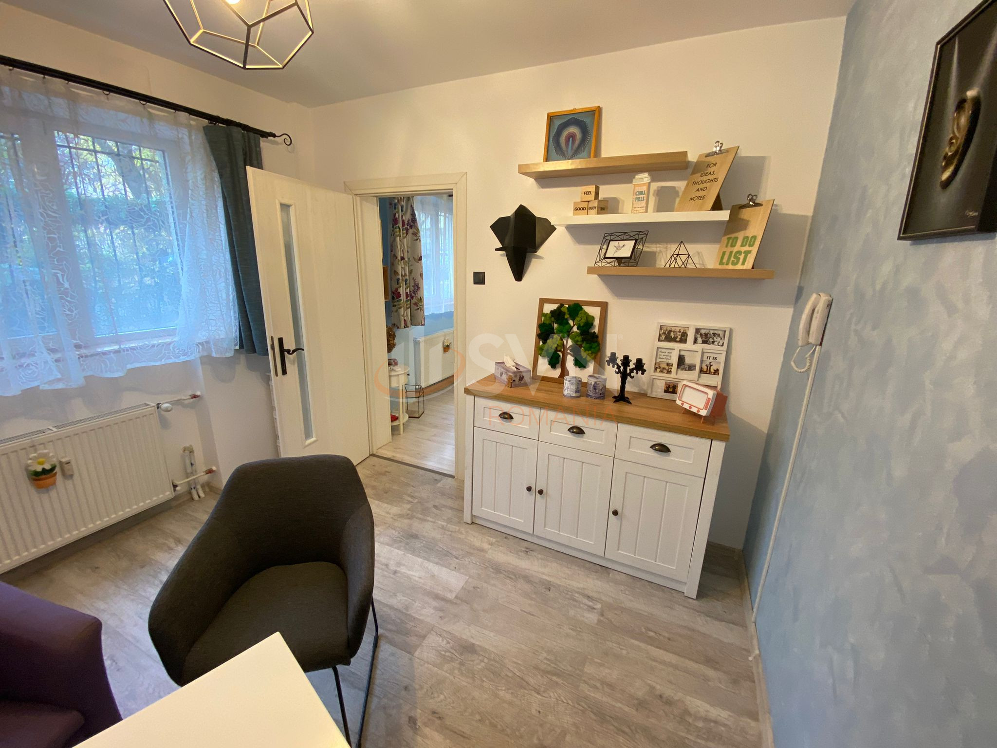 Apartament, 3 camere Bucuresti/Piata Victoriei