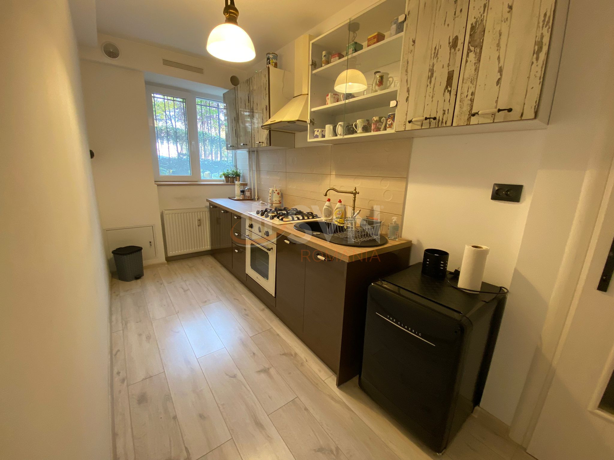 Apartament, 3 camere Bucuresti/Piata Victoriei