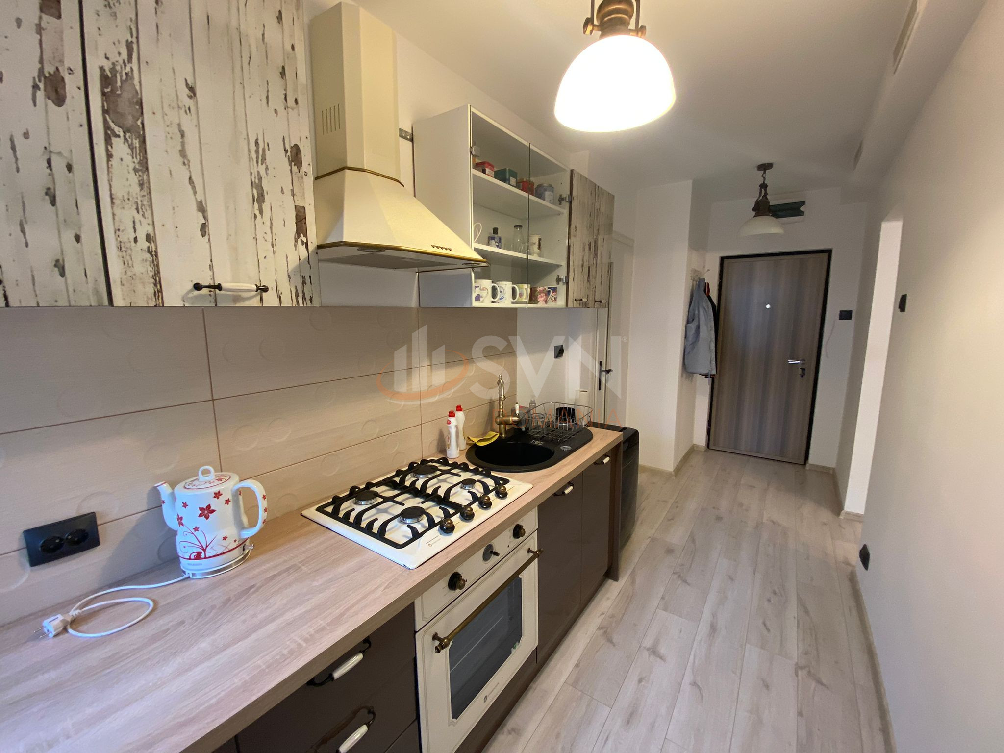 Apartament, 3 camere Bucuresti/Piata Victoriei