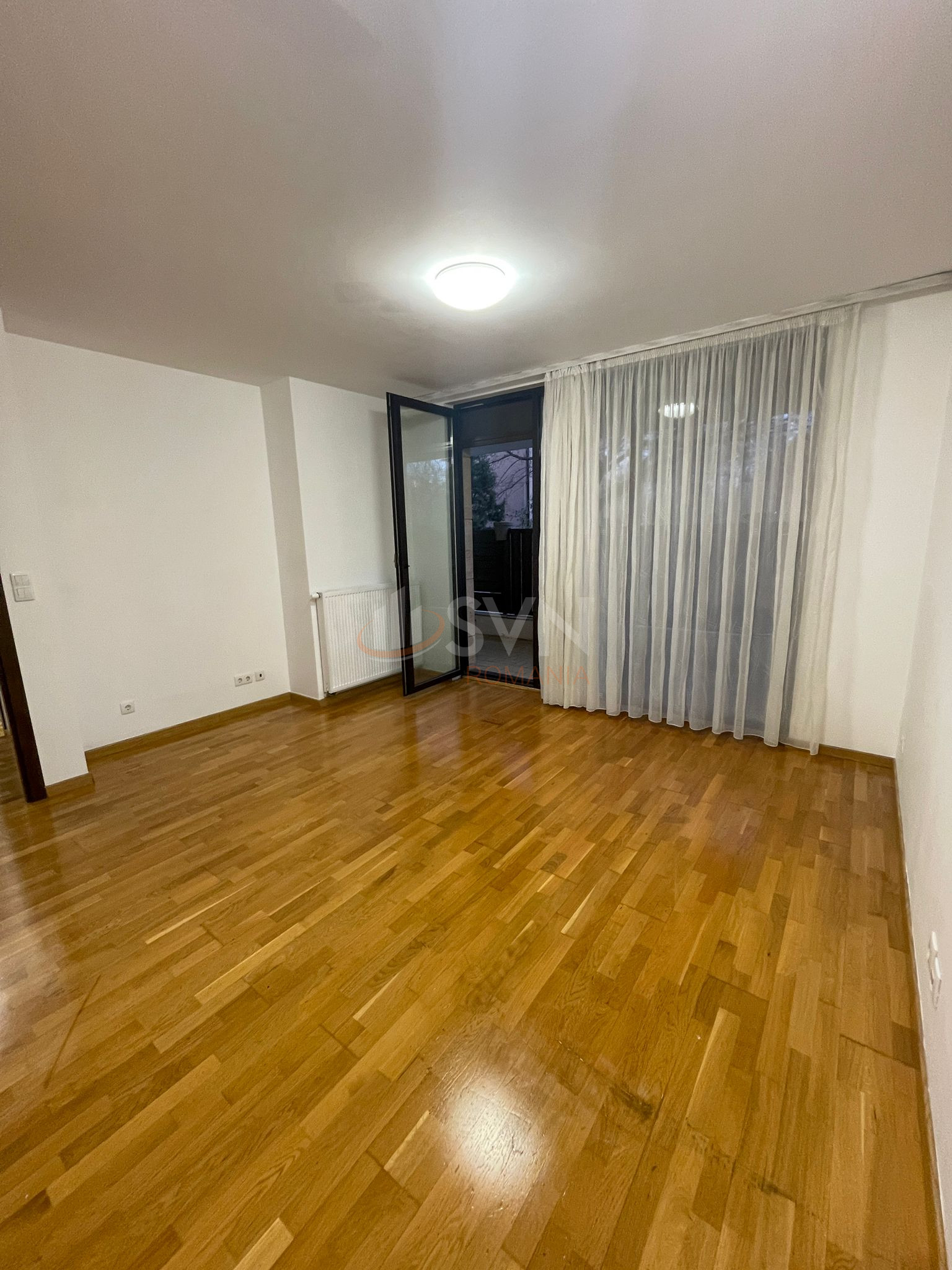 Apartament, 3 camere Bucuresti/Baneasa
