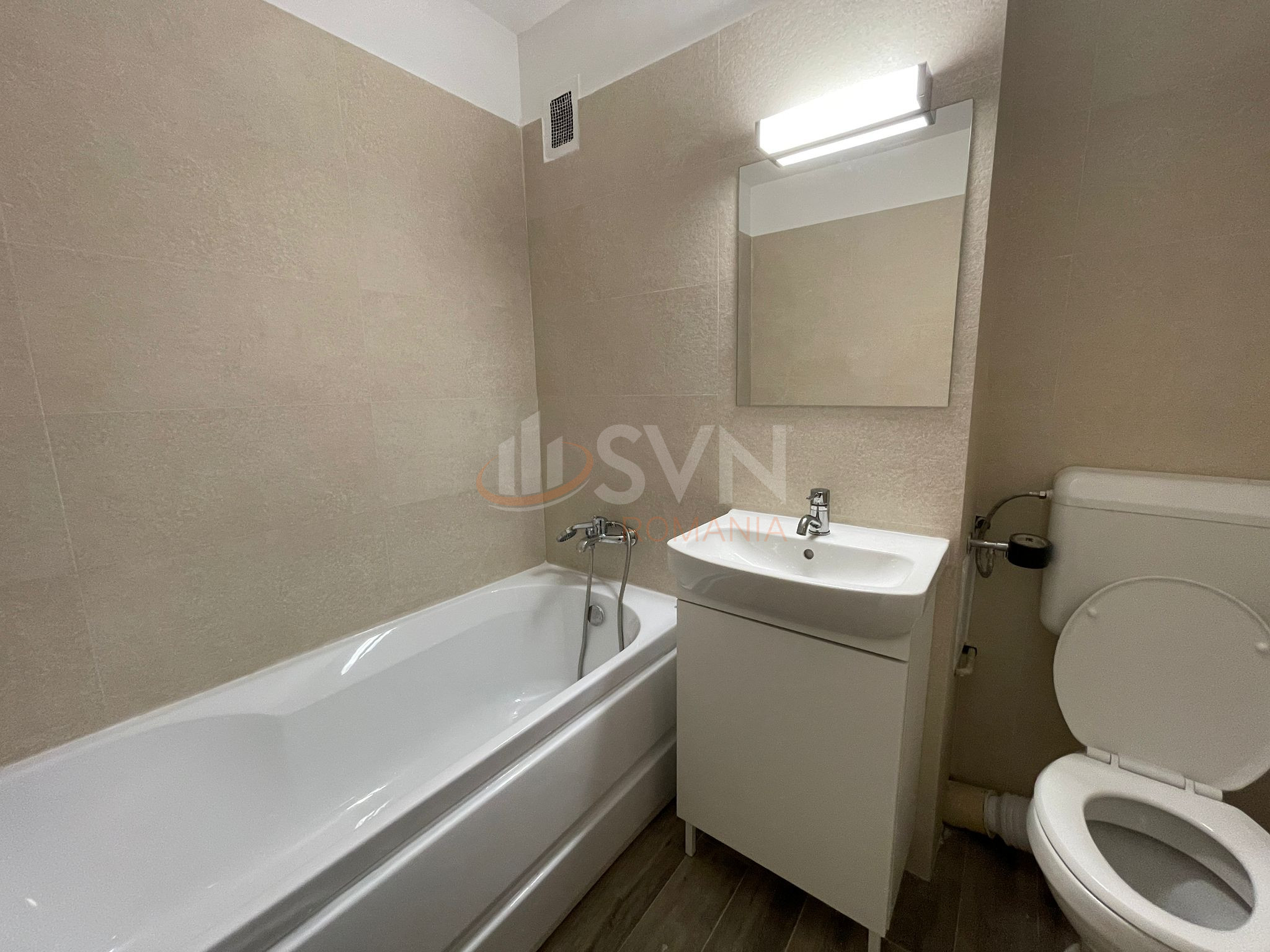 Apartament, 3 camere Bucuresti/Calea Calarasilor