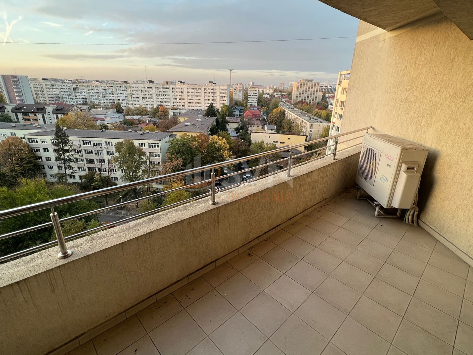 Apartament, 3 camere Bucuresti/Baba Novac