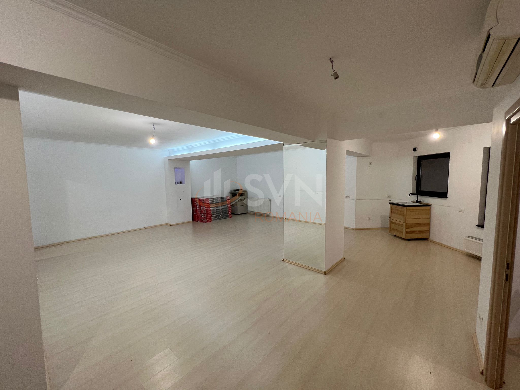 Apartament, 3 camere Bucuresti/Baba Novac