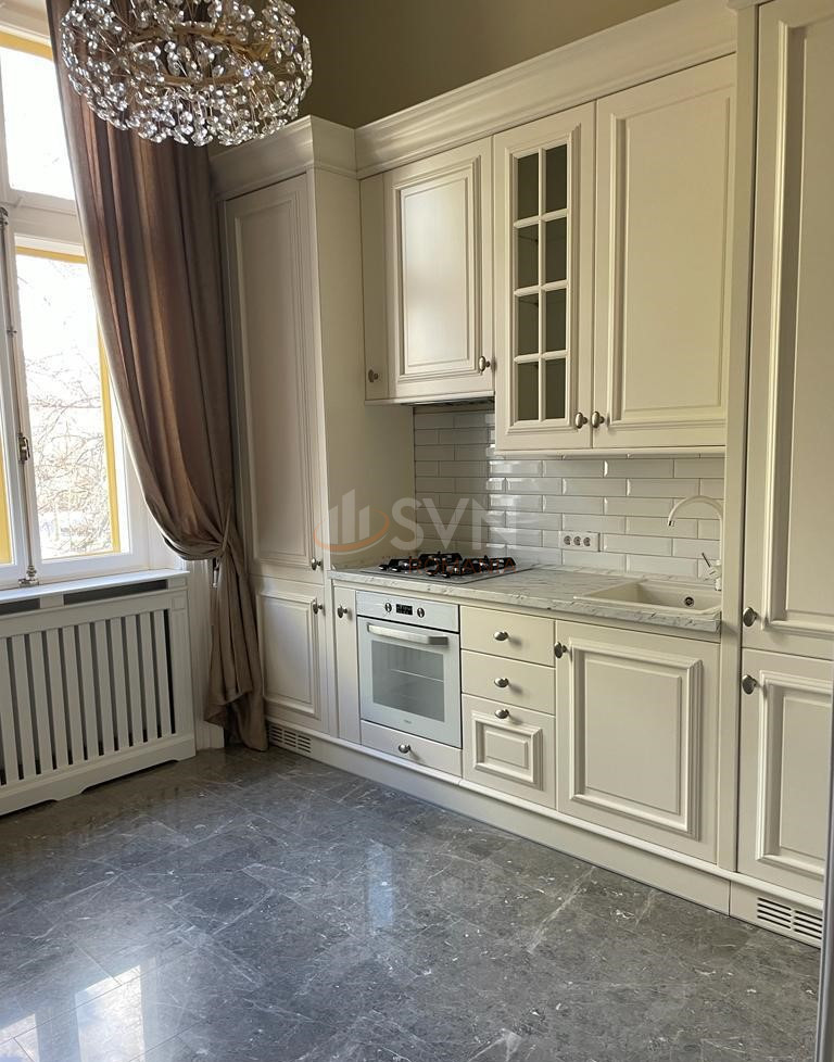 Apartament, 3 camere Bucuresti/Piata Victoriei