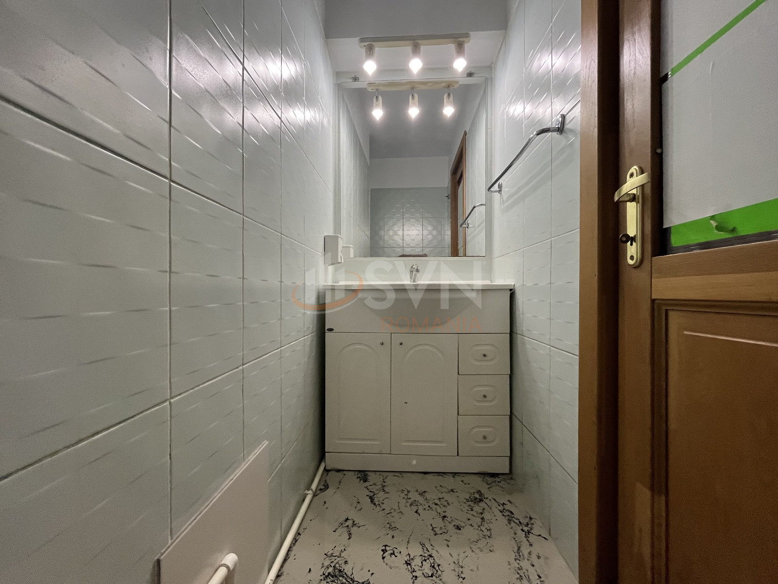 Apartament, 3 camere Dambovita/Micro 11