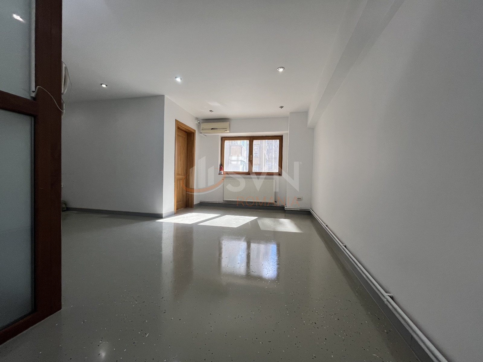 Apartament, 3 camere Dambovita/Micro 11