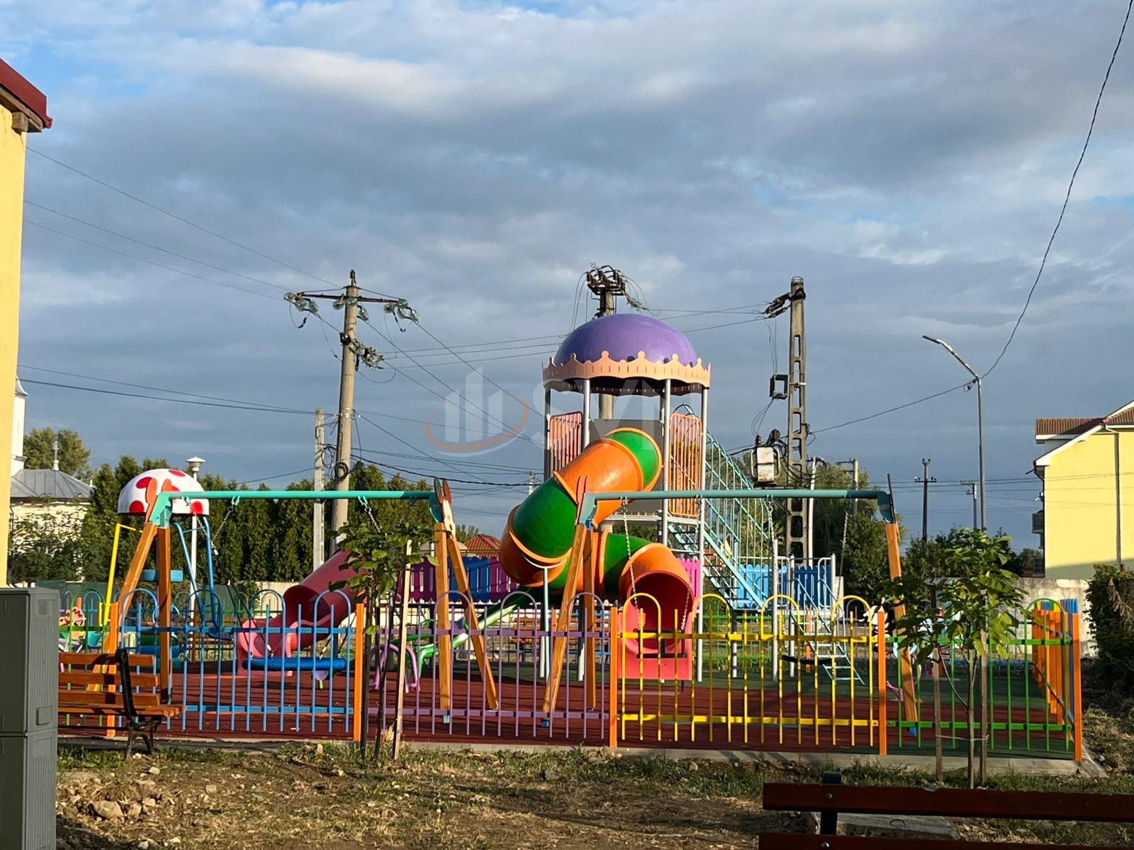 Apartament, 3 camere Dambovita/Centru