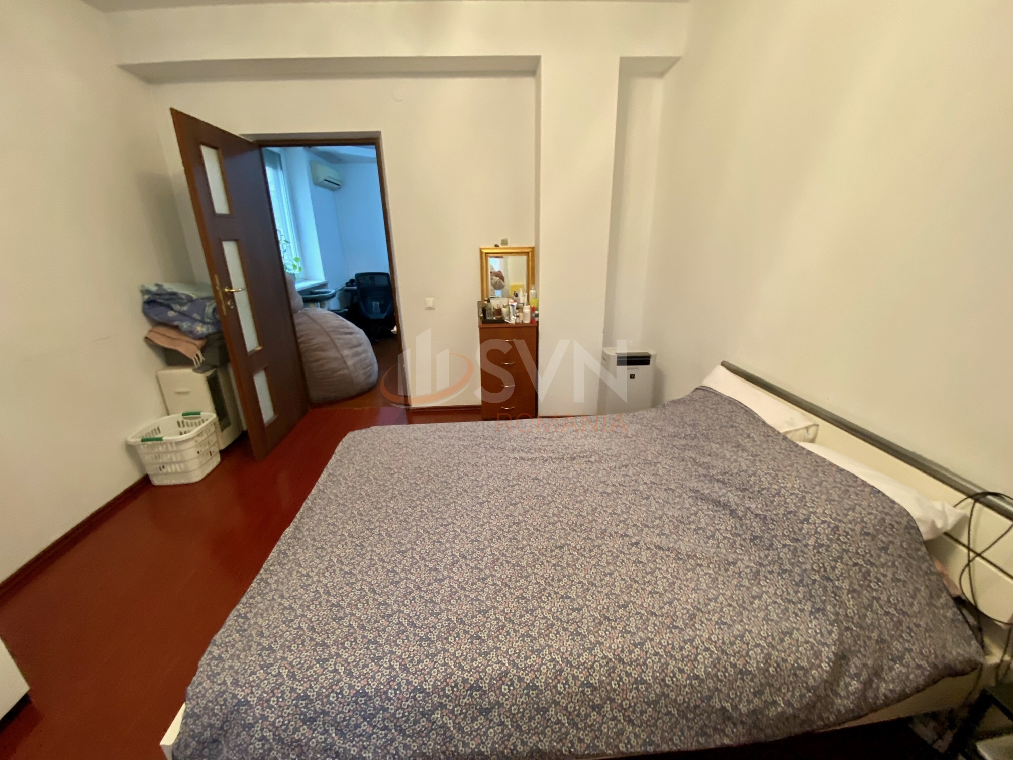 Apartament, 3 camere Bucuresti/Piata Victoriei