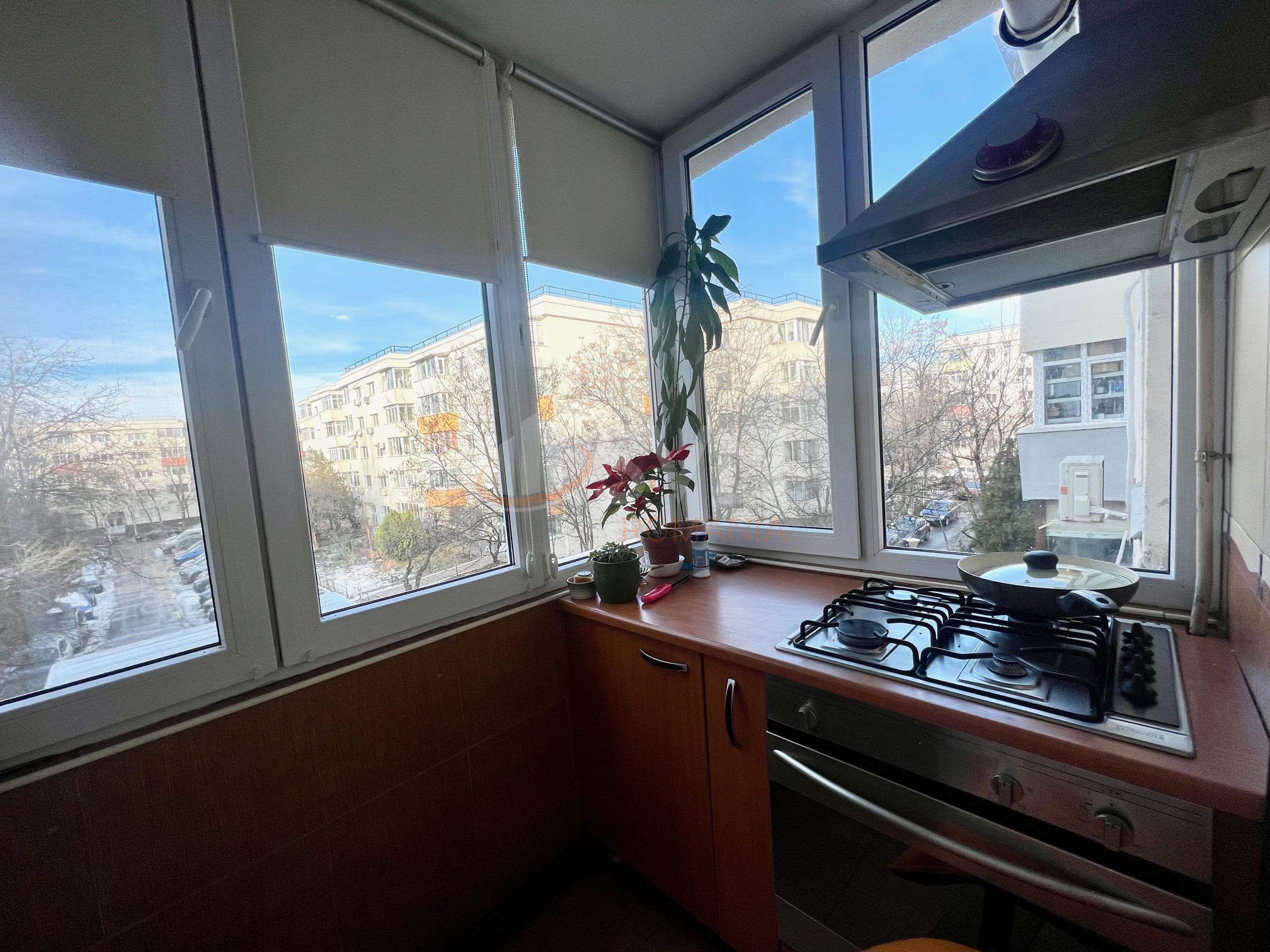 Apartament, 3 camere Bucuresti/Aviatiei