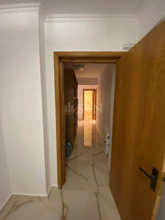 Apartament, 3 camere Bucuresti/Piata Victoriei