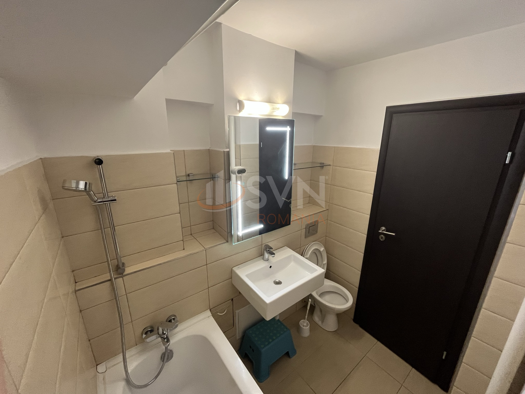 Apartament, 3 camere Bucuresti/1 Mai