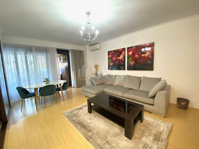 Apartament, 3 camere Bucuresti/Stefan Cel Mare