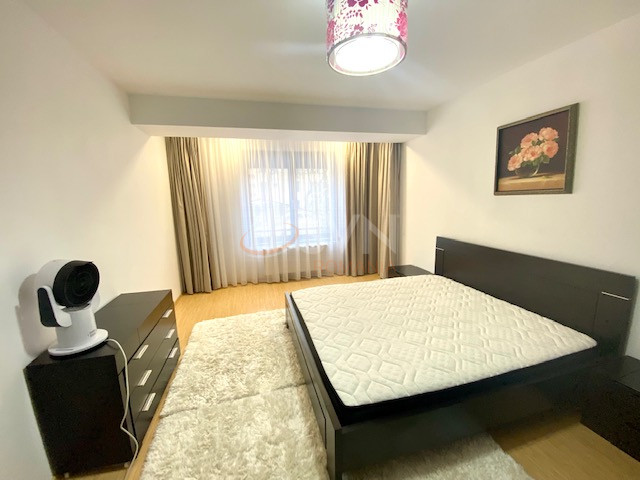 Apartament, 3 camere Bucuresti/Stefan Cel Mare