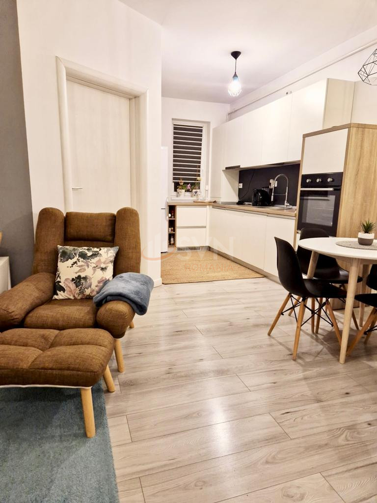 Apartament, 3 camere Cluj/Centru