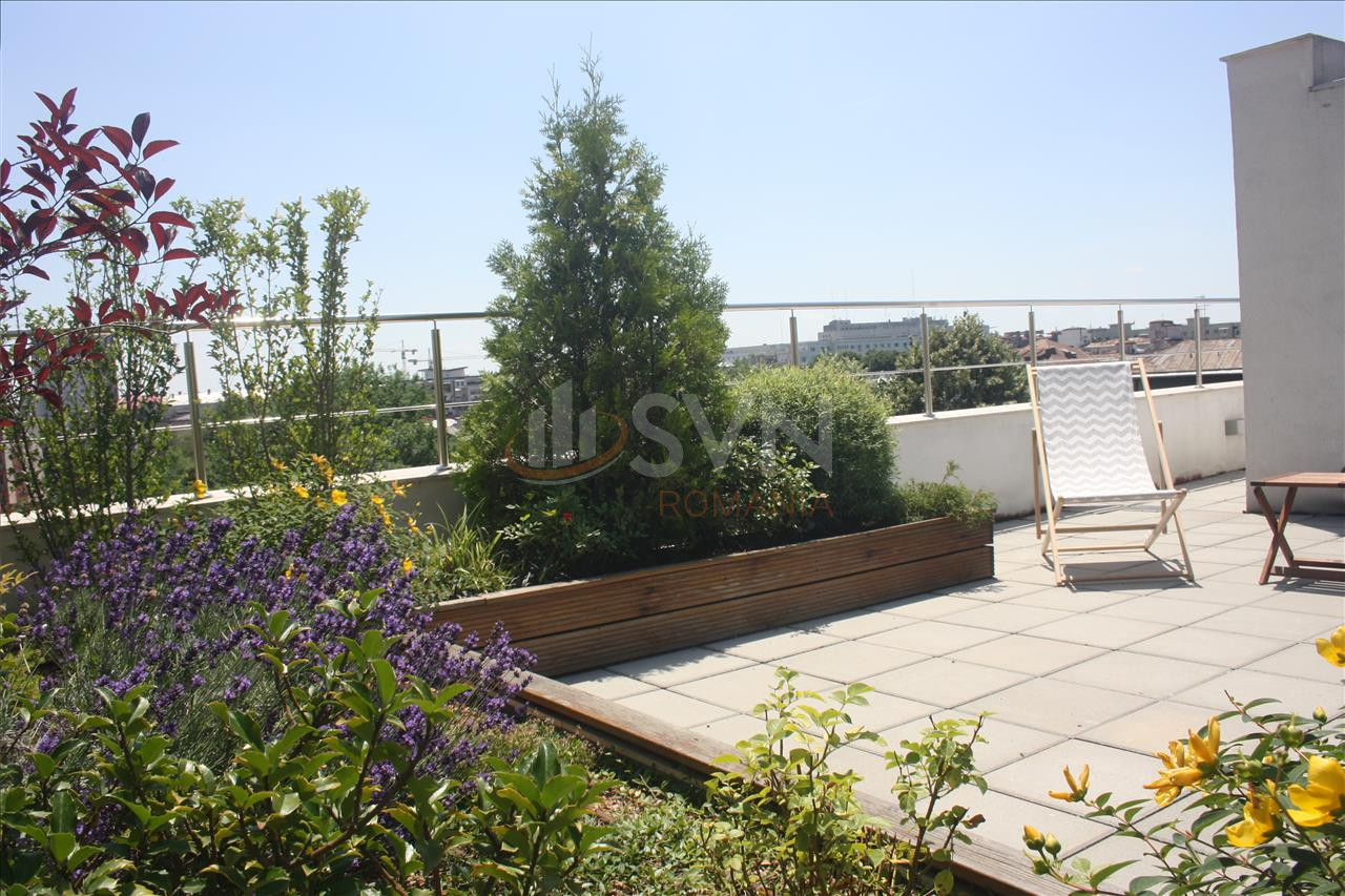 Apartament, 3 camere Bucuresti/Piata Victoriei